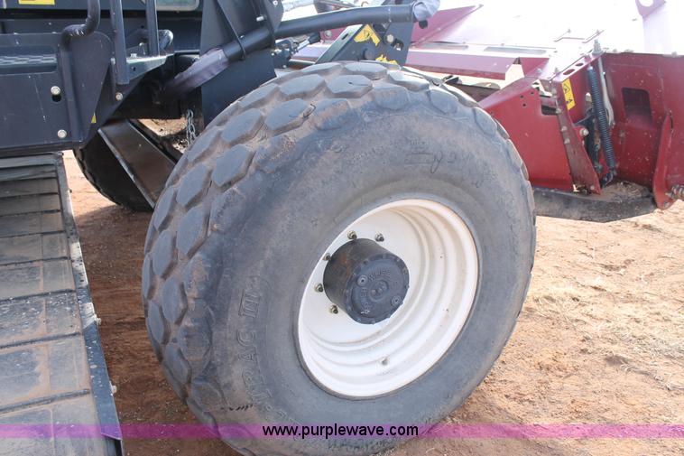 image for item H1611 2013 MacDon M205 self-propelled windrower