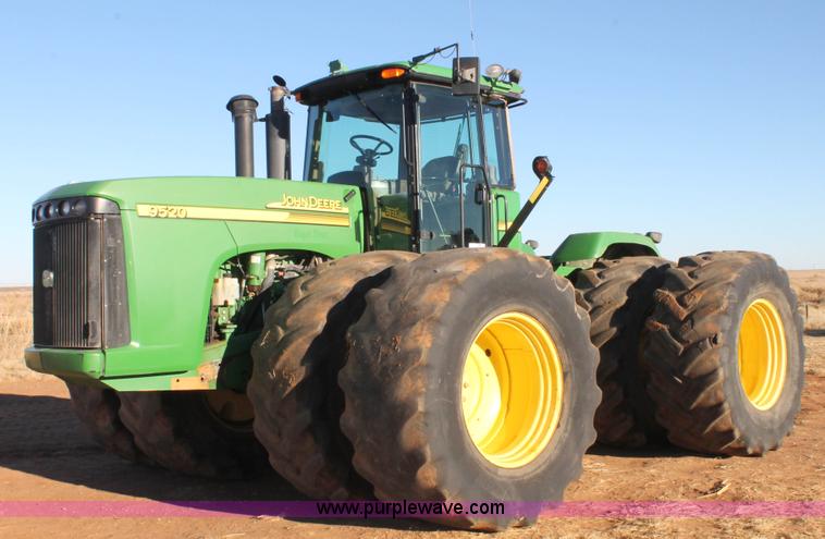 image for item H1612 2006 John Deere 9520 4WD tractor