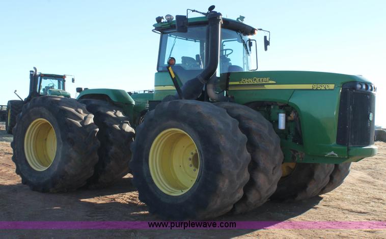 image for item H1612 2006 John Deere 9520 4WD tractor