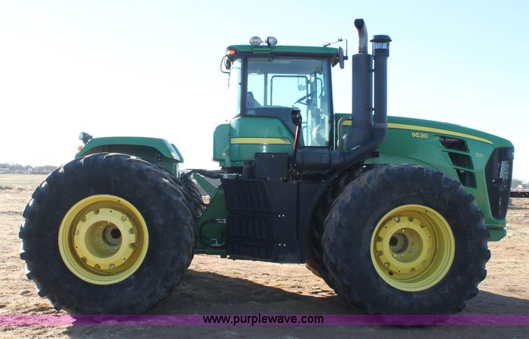 image for item H1613 2008 John Deere 9530 4WD tractor