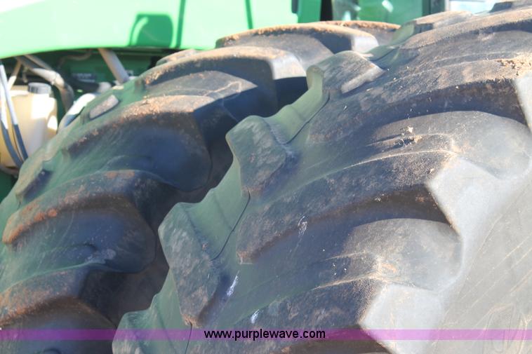 image for item H1613 2008 John Deere 9530 4WD tractor