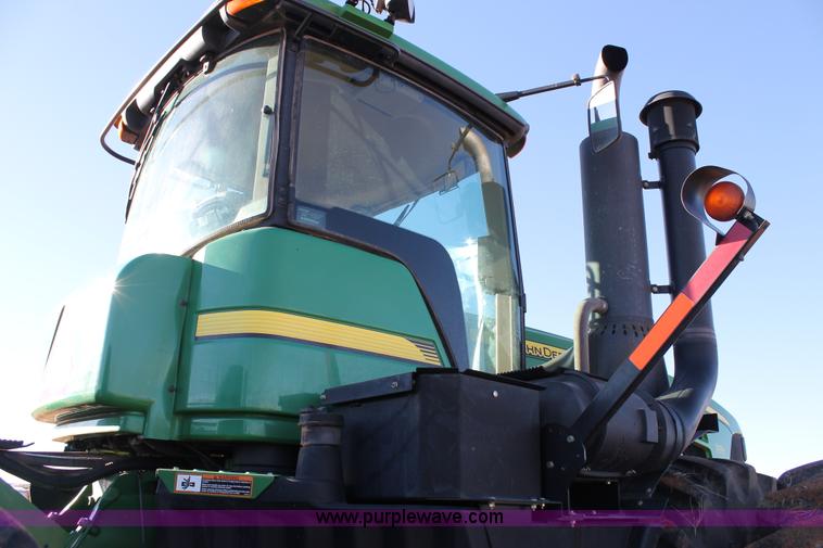 image for item H1613 2008 John Deere 9530 4WD tractor