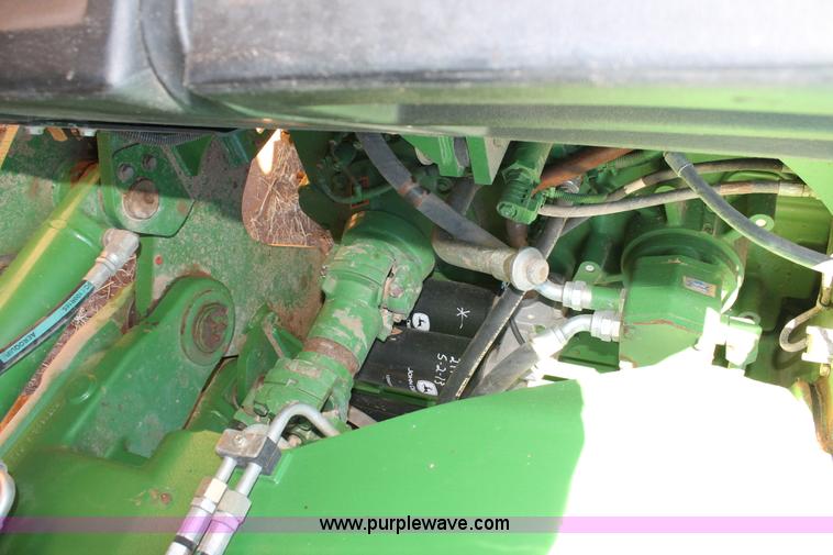 image for item H1613 2008 John Deere 9530 4WD tractor