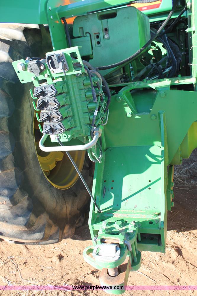 image for item H1613 2008 John Deere 9530 4WD tractor
