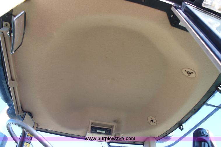 image for item H1613 2008 John Deere 9530 4WD tractor