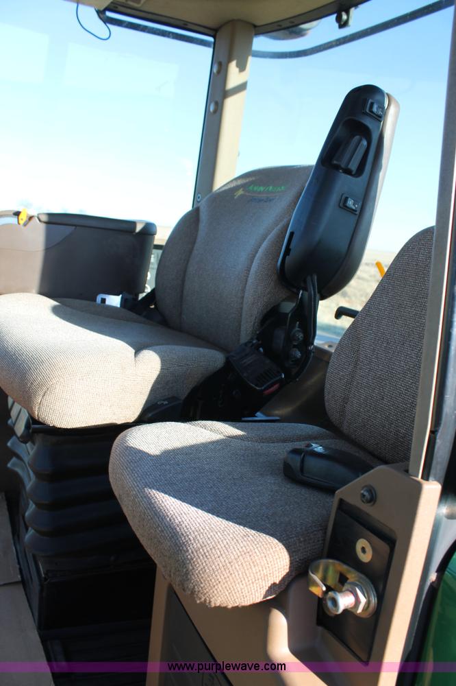 image for item H1613 2008 John Deere 9530 4WD tractor