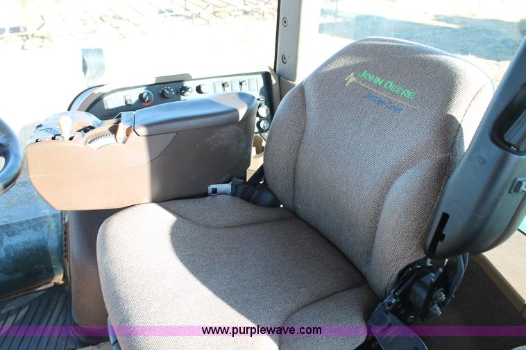 image for item H1613 2008 John Deere 9530 4WD tractor