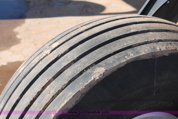 image for item H1617 2013 MacDon M205 self-propelled windrower