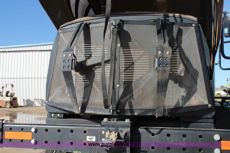 image for item H1617 2013 MacDon M205 self-propelled windrower