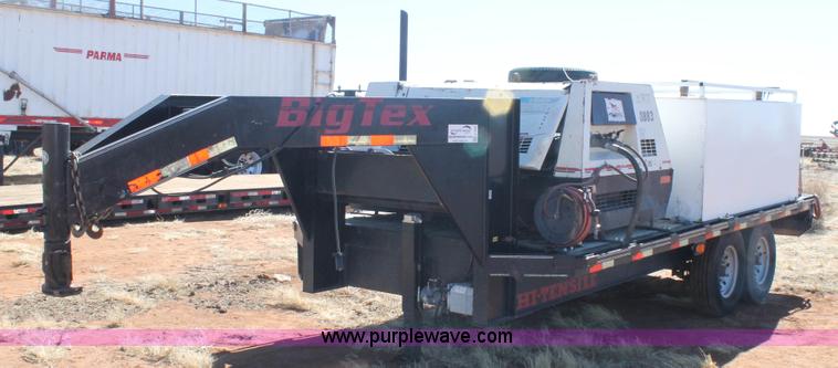 image for item H1620 2000 Big Tex 16' gooseneck trailer