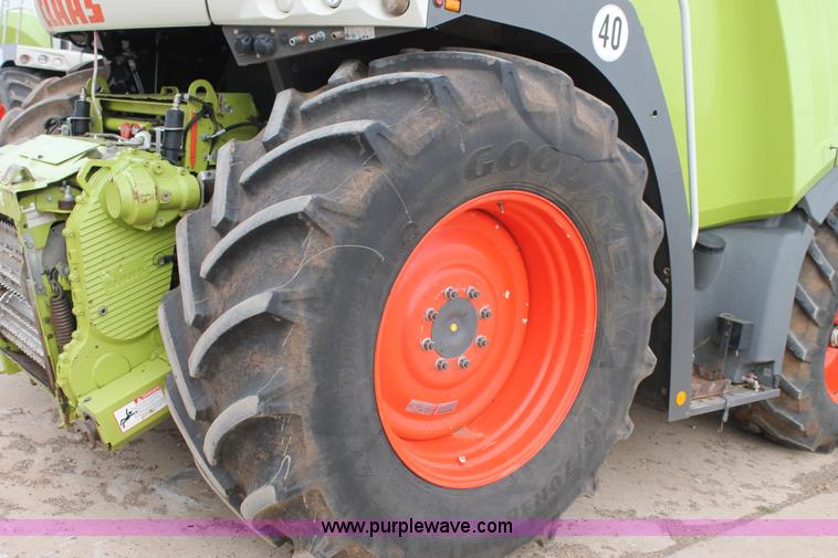 image for item H1625 2011 Claas 960 forage harvester