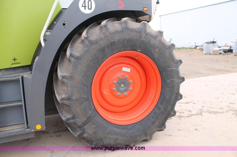 image for item H1625 2011 Claas 960 forage harvester