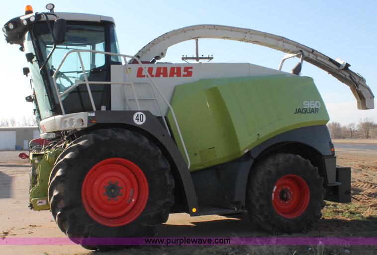 image for item H1626 2011 Claas 960 forage harvester