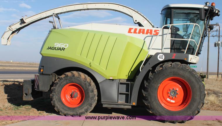 image for item H1626 2011 Claas 960 forage harvester