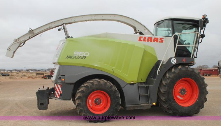 image for item H1628 2011 Claas 960 forage harvester