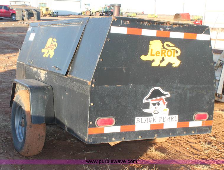 image for item H1643 1990 Leroi Dresser air compressor