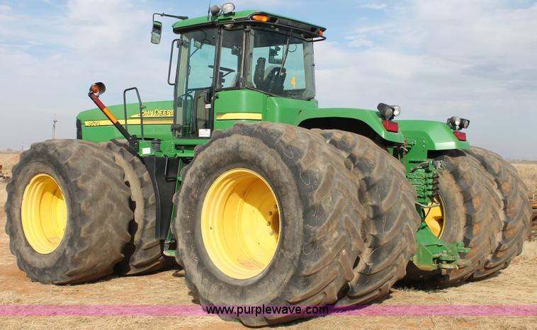 image for item H1659 2006 John Deere 9520 4WD tractor