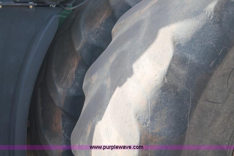 image for item H1659 2006 John Deere 9520 4WD tractor