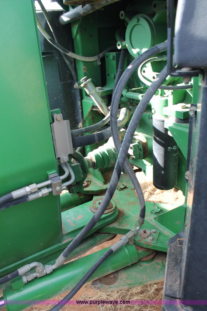 image for item H1659 2006 John Deere 9520 4WD tractor