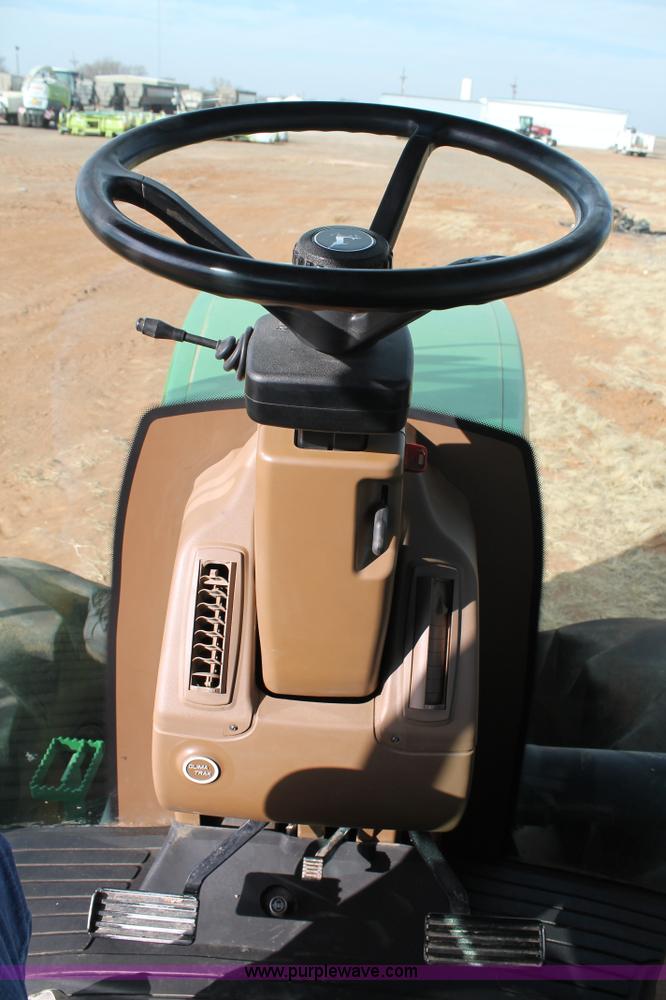 image for item H1659 2006 John Deere 9520 4WD tractor