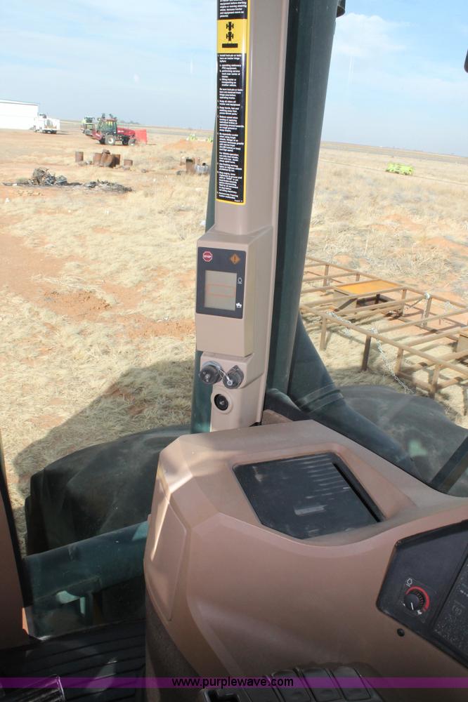 image for item H1659 2006 John Deere 9520 4WD tractor