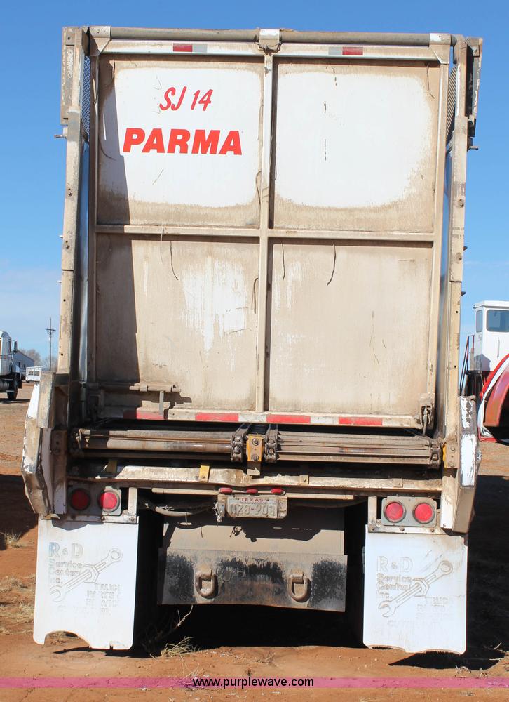 image for item H1660 2006 Parma silage trailer
