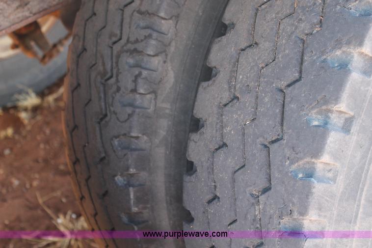 image for item H1660 2006 Parma silage trailer