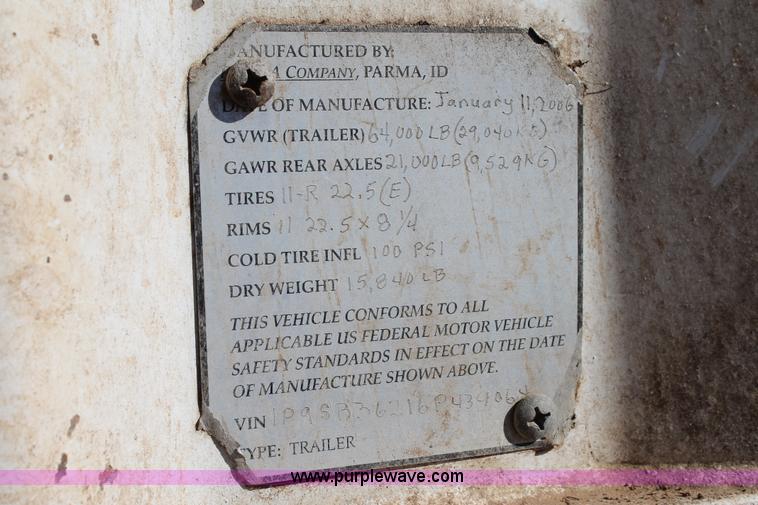 image for item H1660 2006 Parma silage trailer