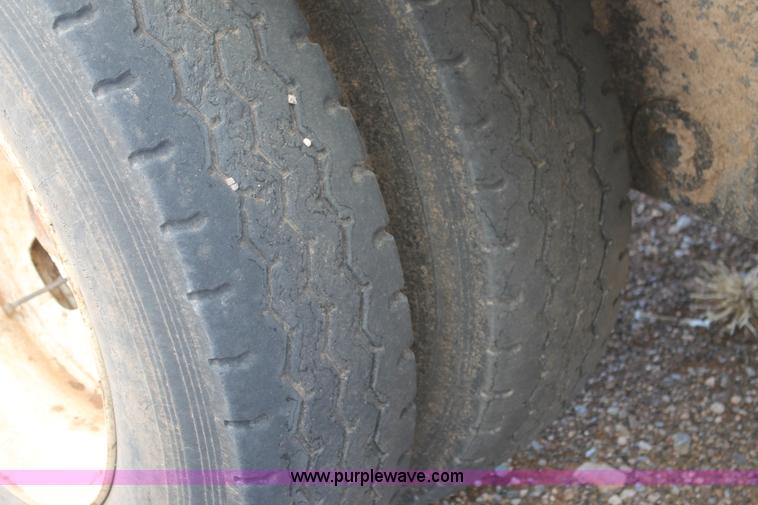 image for item H1661 2007 Parma silage trailer