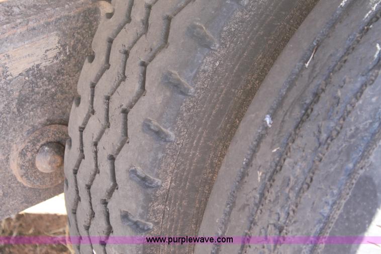 image for item H1661 2007 Parma silage trailer