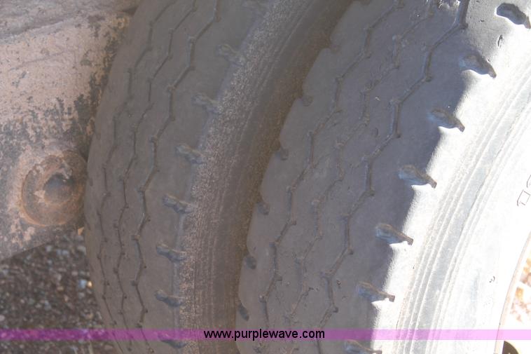 image for item H1661 2007 Parma silage trailer