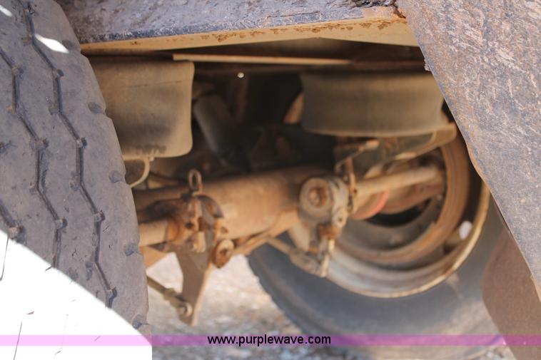 image for item H1661 2007 Parma silage trailer