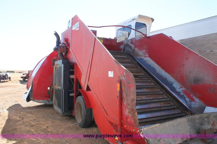 image for item H1662 Versa Bagger ID 1012 silage tube bagger