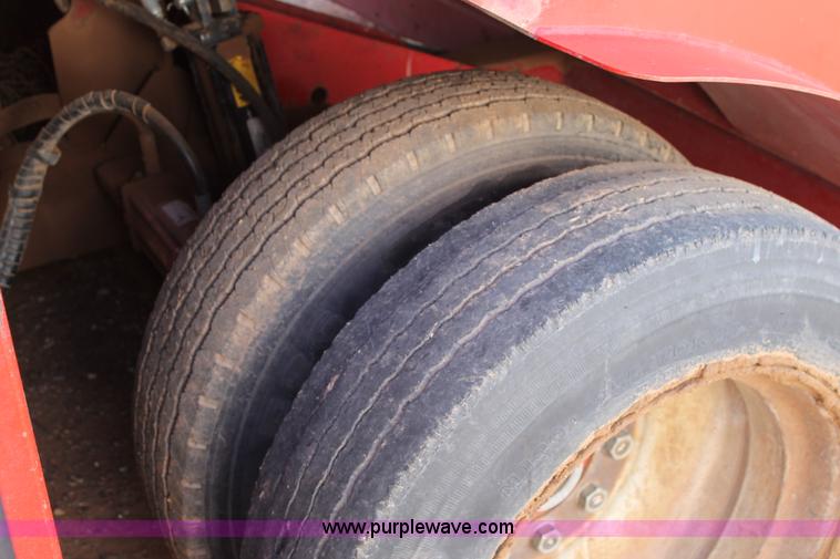 image for item H1662 Versa Bagger ID 1012 silage tube bagger