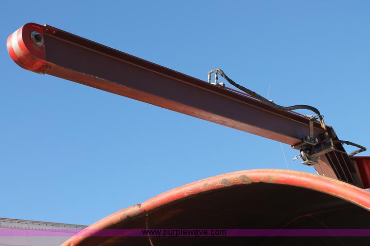 image for item H1662 Versa Bagger ID 1012 silage tube bagger