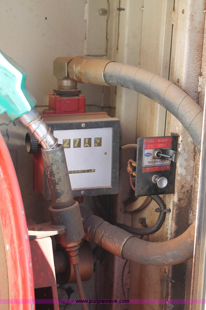 image for item H1663 1996 Mack CH613 service truck