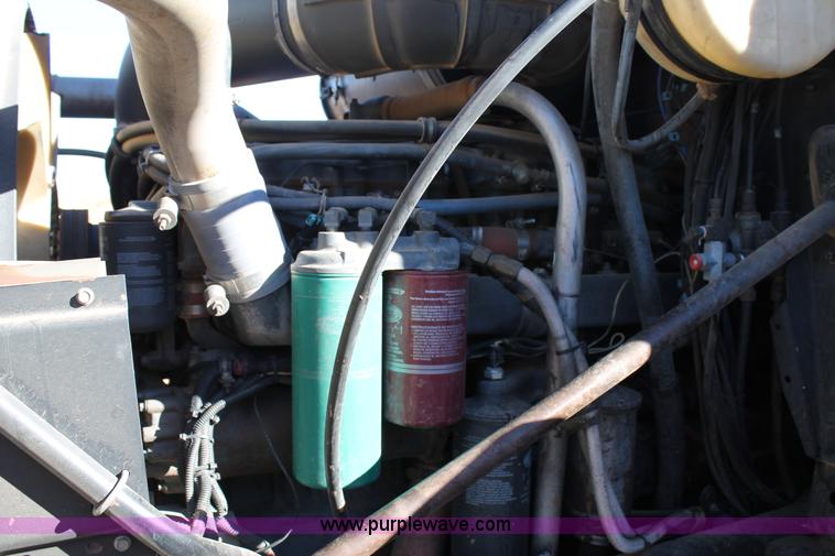 image for item H1663 1996 Mack CH613 service truck