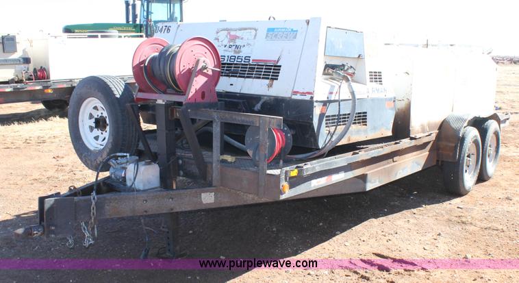 image for item H1665 2000 Michaels 20' tandem axle trailer