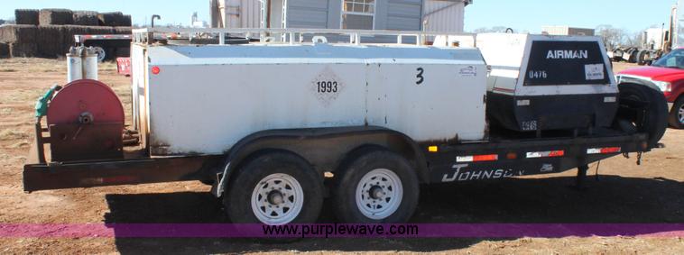 image for item H1665 2000 Michaels 20' tandem axle trailer