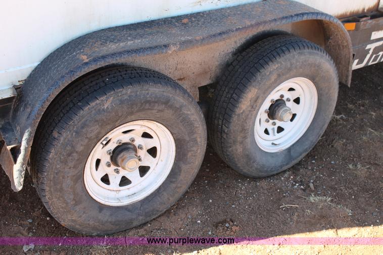 image for item H1665 2000 Michaels 20' tandem axle trailer