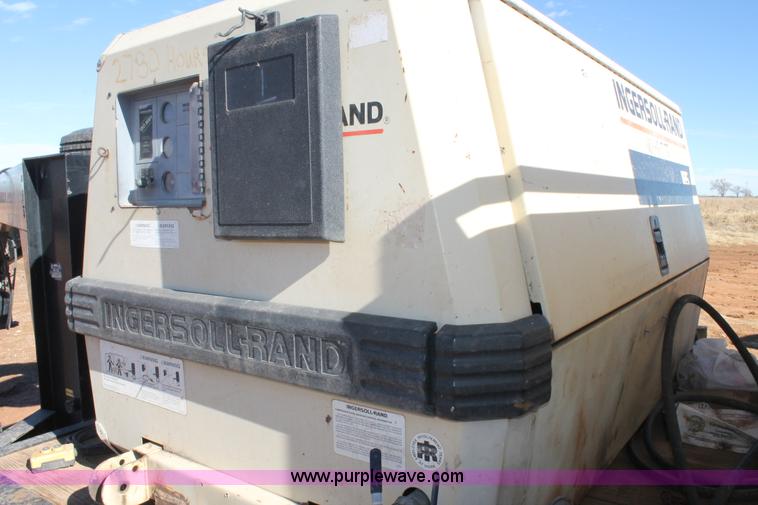 image for item H1666 2000 Big Tex gooseneck service trailer