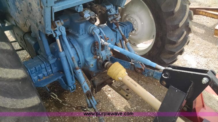 image for item AW9028 Ford 6700 tractor