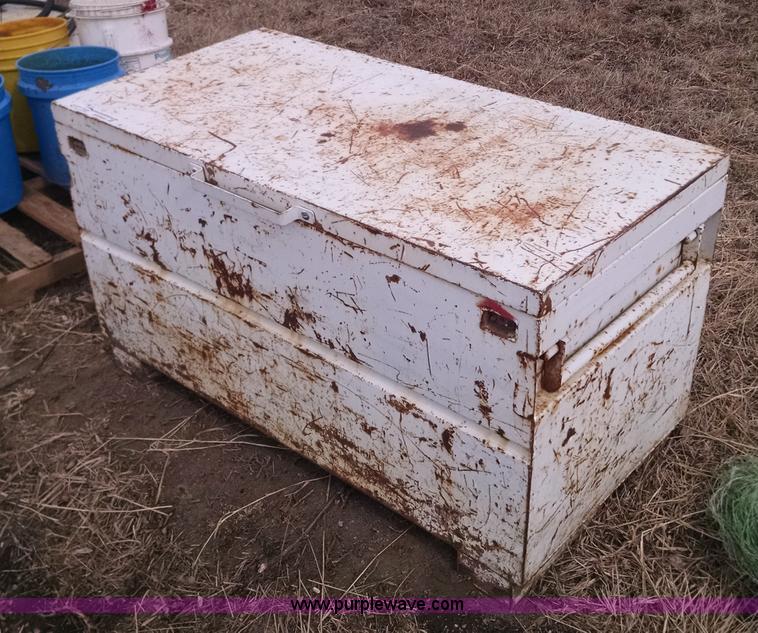 image for item AW9032 Job box