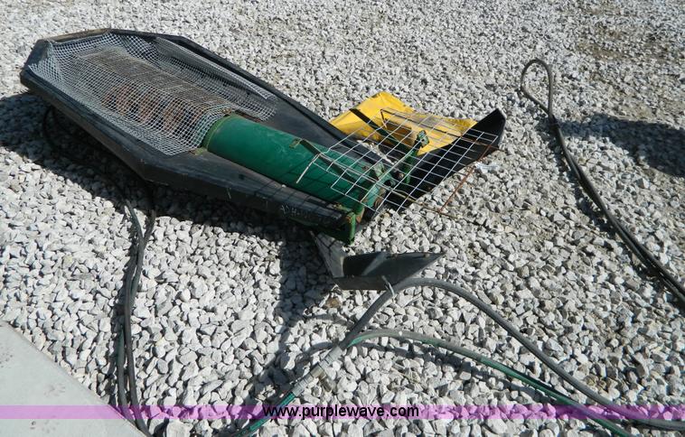 image for item AX9883 Air planter hopper auger