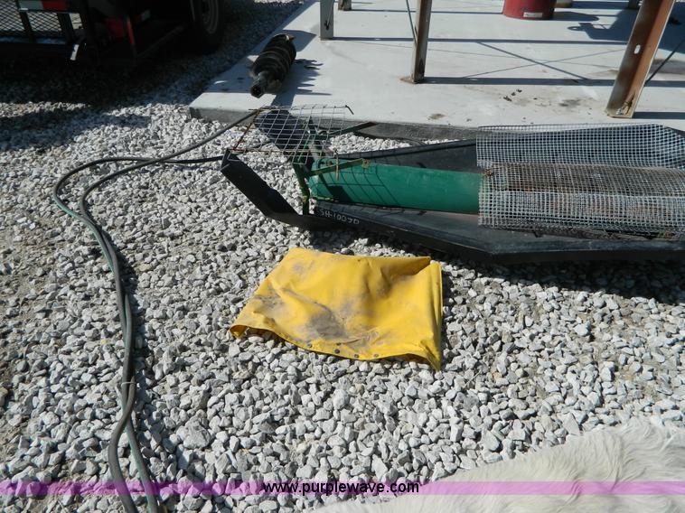 image for item AX9883 Air planter hopper auger