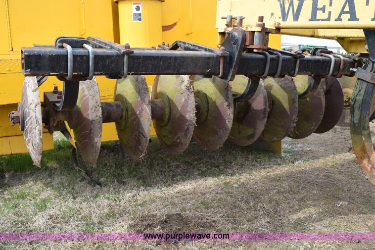 image for item BA9864 1990 Landoll 2200 Weatherproofer II disk ripper