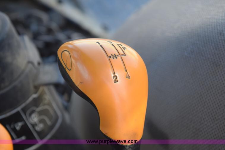 image for item BA9891 2011 John Deere 5093E MFWD tractor