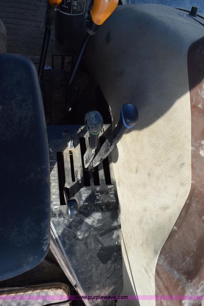 image for item BA9891 2011 John Deere 5093E MFWD tractor