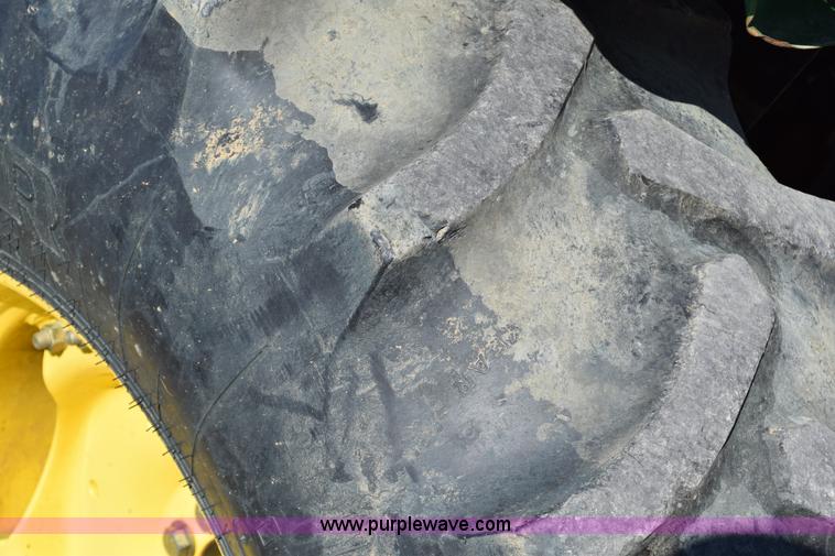 image for item BA9891 2011 John Deere 5093E MFWD tractor