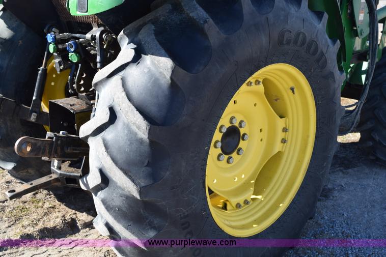 image for item BA9891 2011 John Deere 5093E MFWD tractor